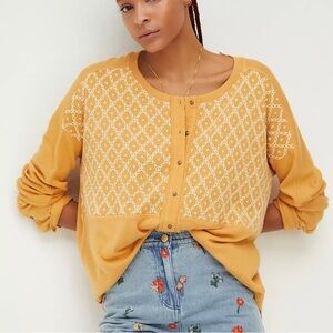 Free People Free Spirit Henley Top Embroidered Hi Low SZ SMALL. NWOT